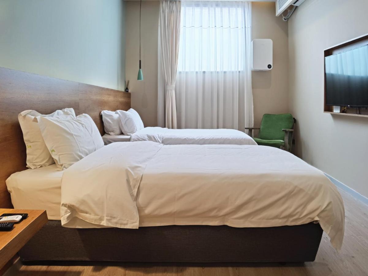 C3 Hotels Yangzhou Buitenkant foto